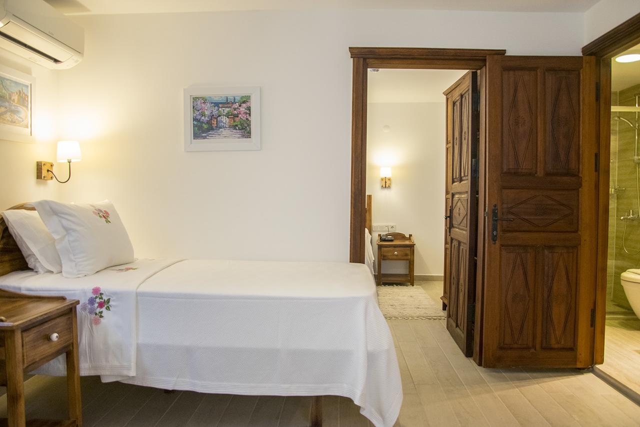 Monza House Otel Siğacık Bagian luar foto